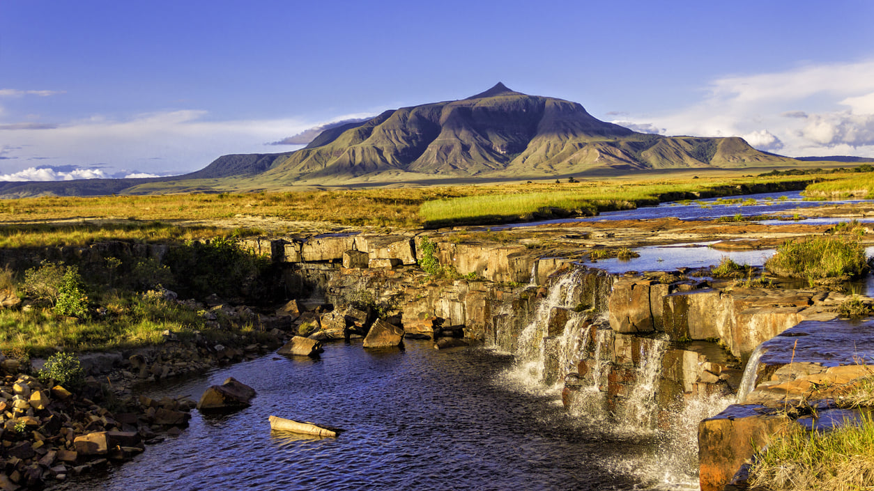 Guyana:An African Country Famous for Its Expansive Forests and Vibrant Locals~