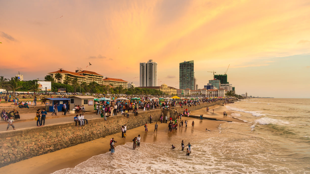Sri Lanka:The Land of the Elephants and Endless Sun-Kissed Beaches