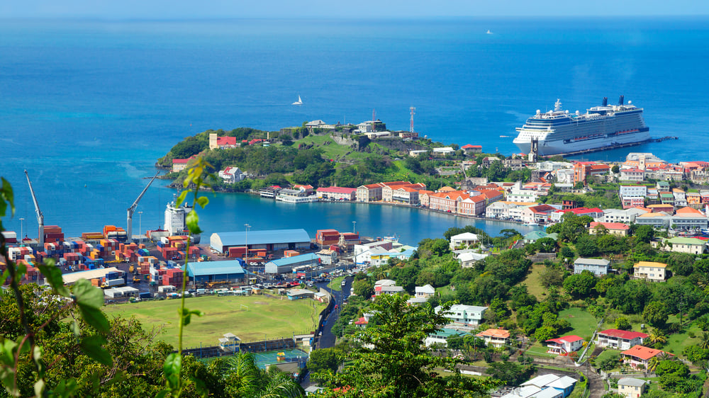 Grenada:Also Known As the Spice Island in the Caribbean, Famous for Its Vibrant Coastal Towns and Perfect Sandy Beaches