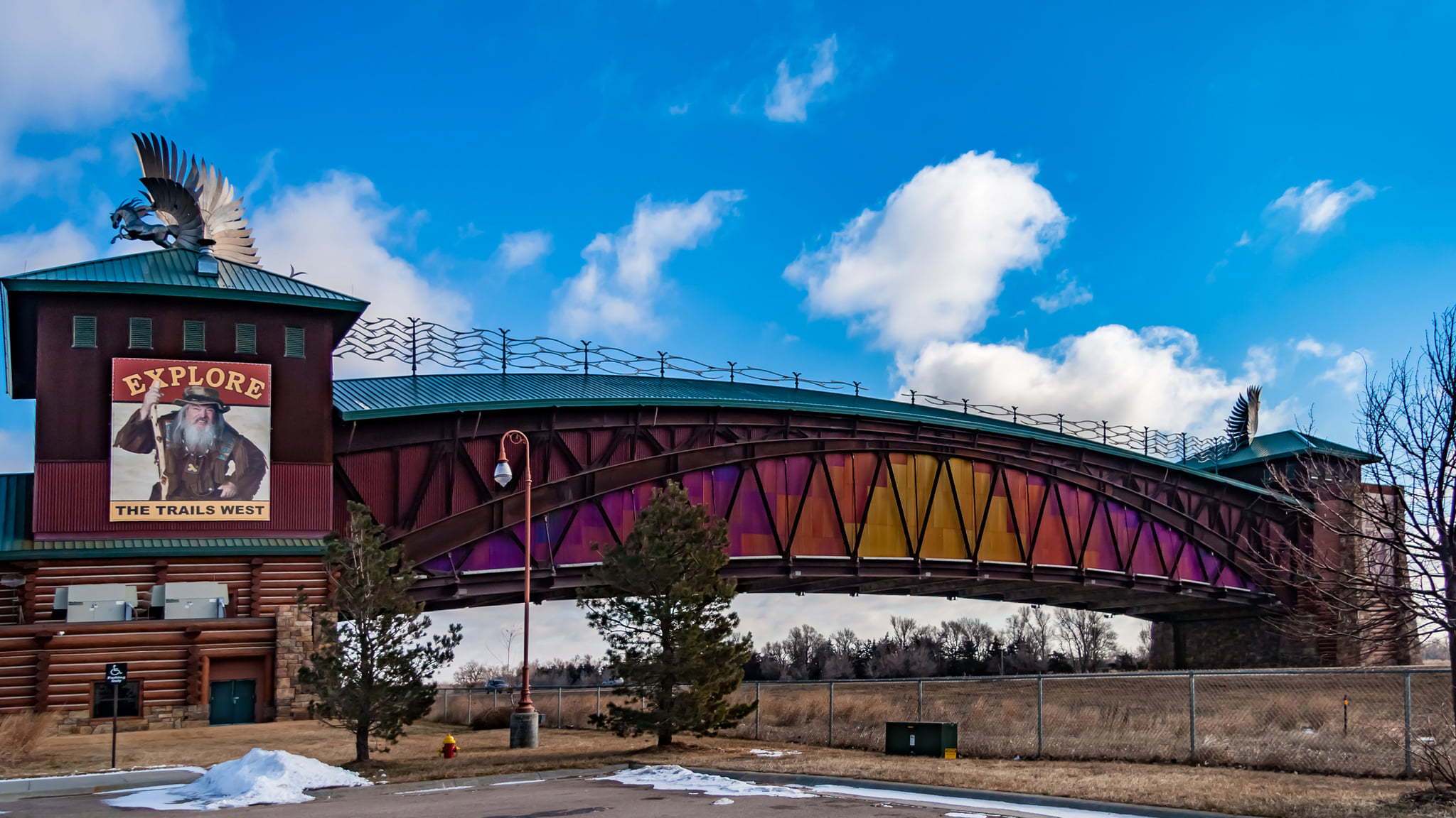 Kearney：The Crane Capital of the World Home to 4 Feet Tall Birds and Takes You Back in Time with Some Historic Treasures