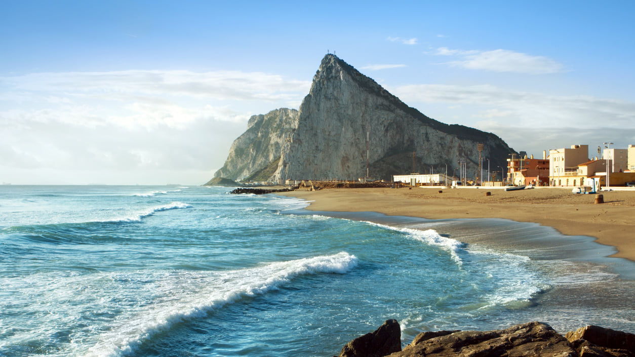 Gibraltar : Get Lost in the History of World Wars and Phenomenal Landscape