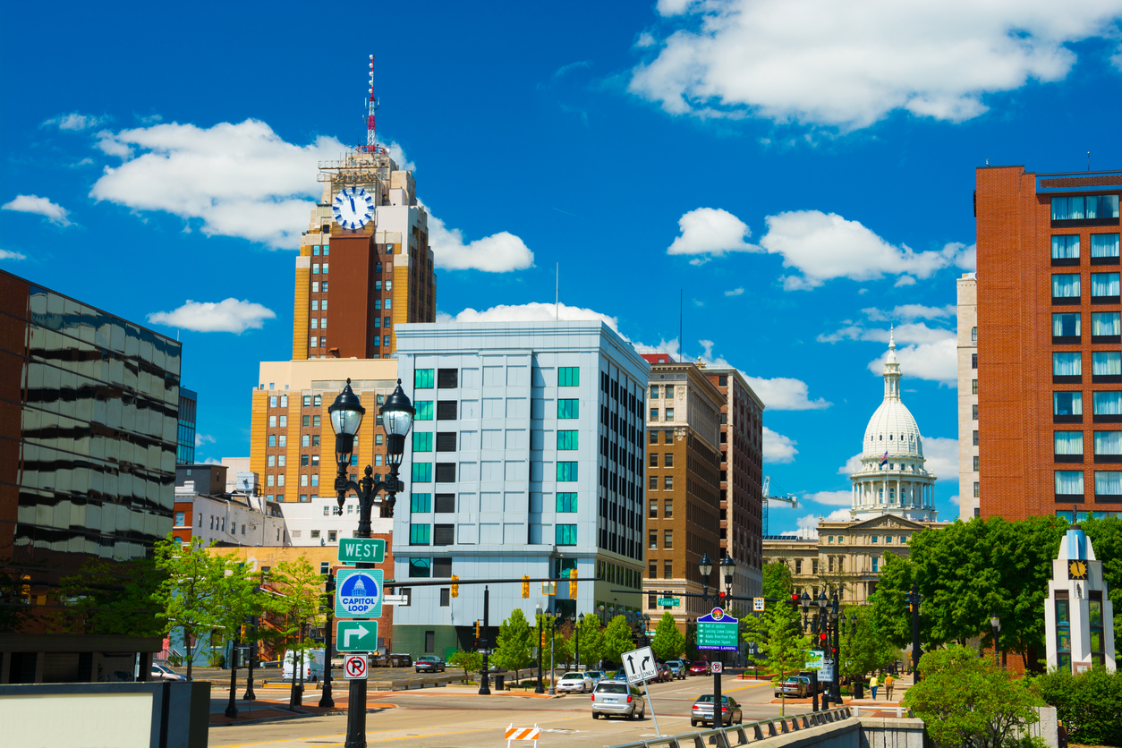 Lansing:The Capital of History and Beautiful Nature in the City~