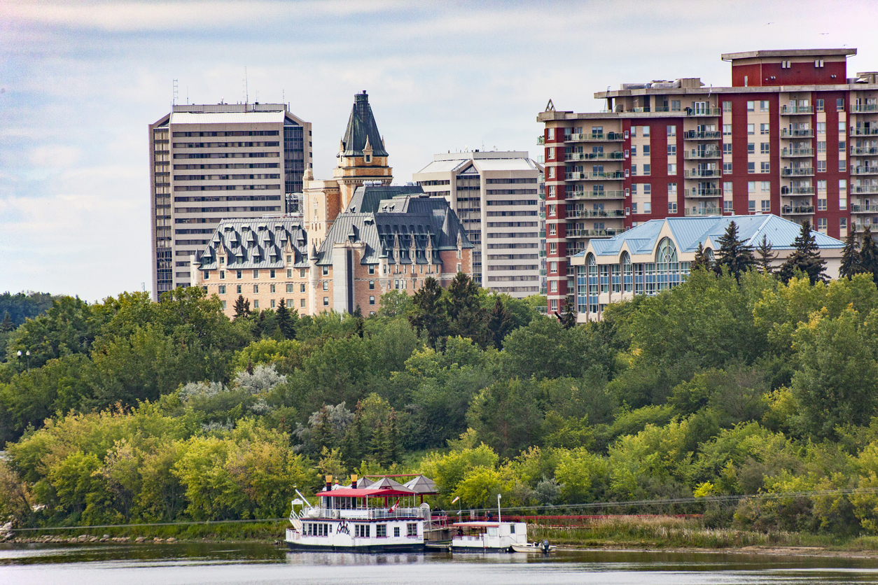 Saskatoon : A City of Bridges with Varieties of Jaw-Dropping Sceneries and Spots