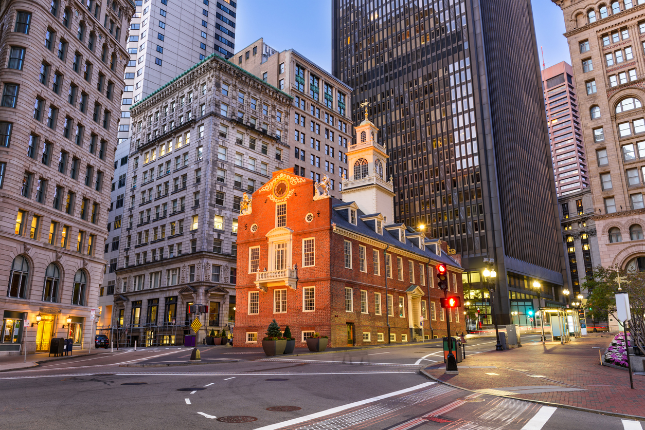 Boston:A Unique City that Settles People into Its Historical American Culture and History All in One