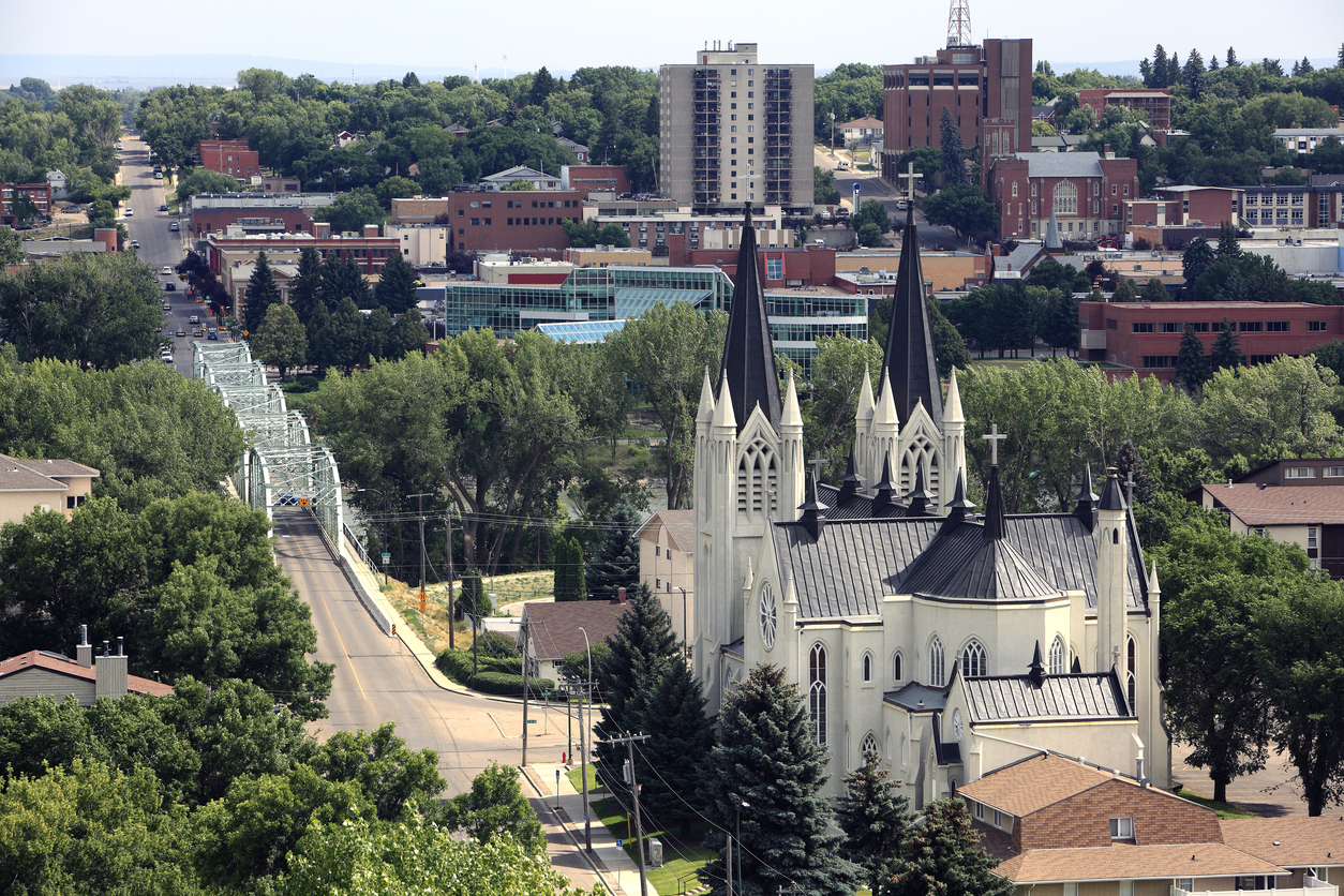 Medicine Hat : A Famous Travel Destination and Also a Famous Gas City for its Huge Reserves of Natural Gas