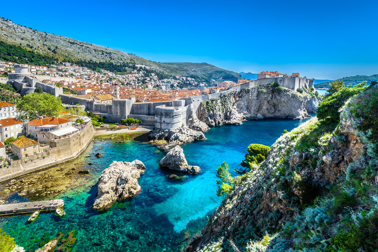 Dubrovnik : Visit Croatian Paradise on the Mediterranean Sea