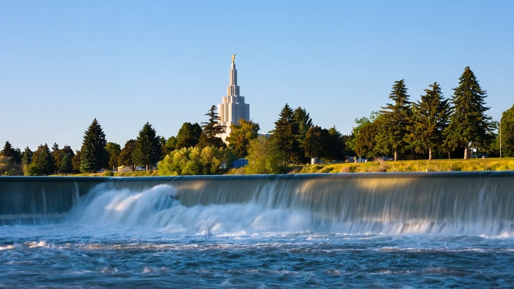 Idaho Falls:Land of the Lush Green Landscapes and Breathtaking Waterfalls